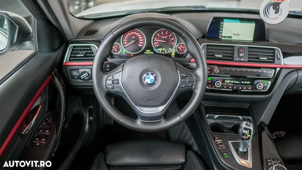 BMW Seria 3 320i Aut. M Sport - 9