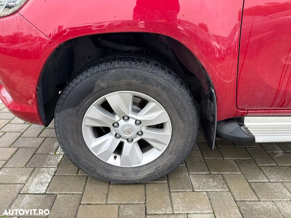 Toyota Hilux - 18
