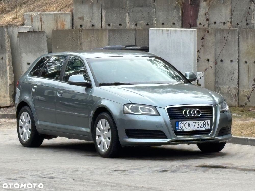 Audi A3 Sportback - 16