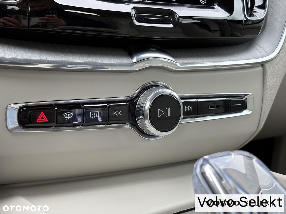 Volvo XC 60 - 31