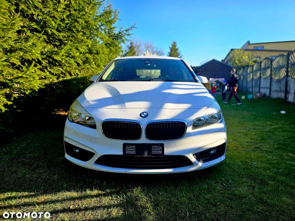 BMW Seria 2 216d - 2