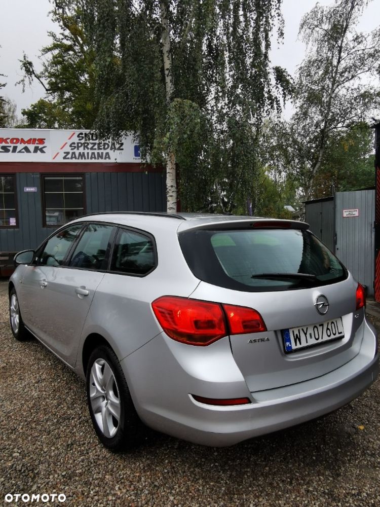 Opel Astra - 6