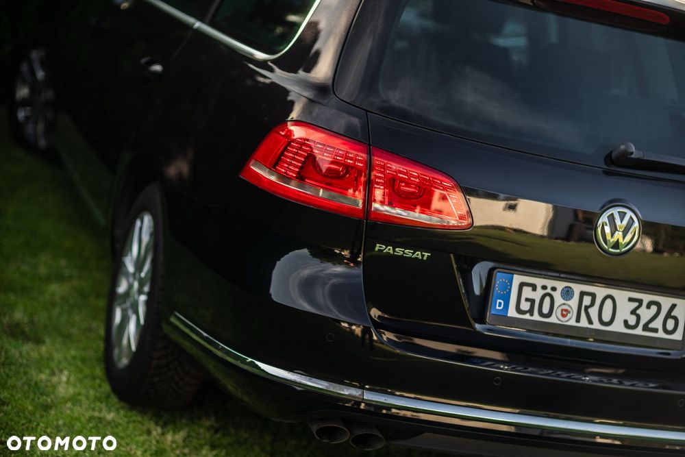 Volkswagen Passat 2.0 Blue TDI SCR Highline - 12