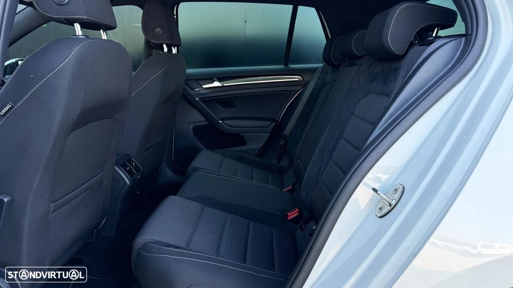 VW Golf 2.0 TSI R DSG - 7