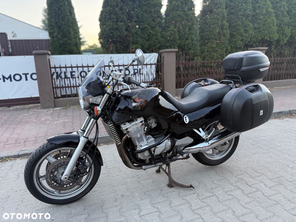 Suzuki GSX - 14