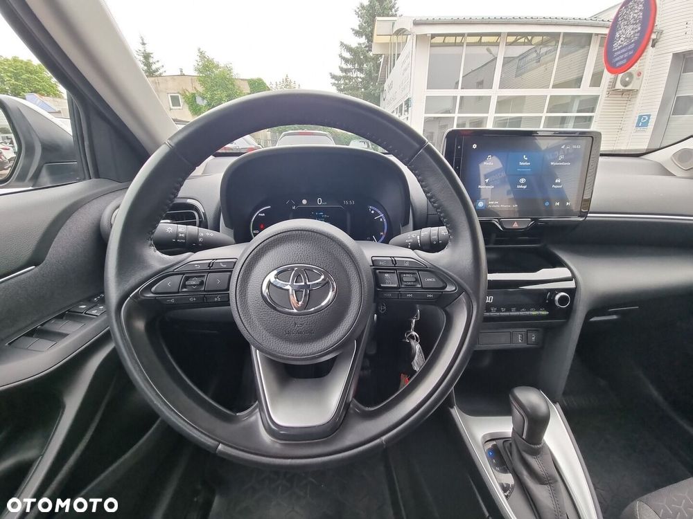 Toyota Yaris Cross Hybrid 1.5 Comfort 4x4 - 16
