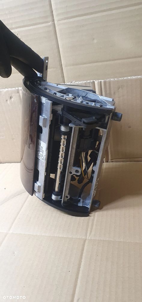 Wyświetlacz monitor radia NAVI nawigacji MMI Audi A8 D3 Lift 4E0857273F - 5