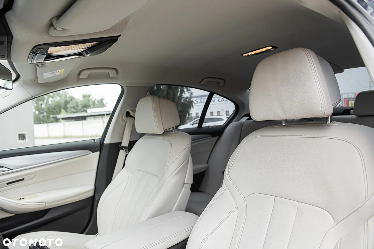 BMW Seria 5 520d xDrive Luxury Line - 20
