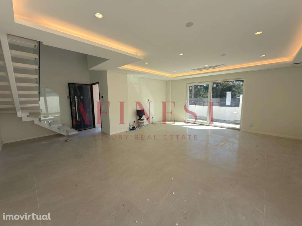 MORADIA T4 EM PINHAL DO GENERAL - FERNÃO FERRO - Grande imagem: 4/19