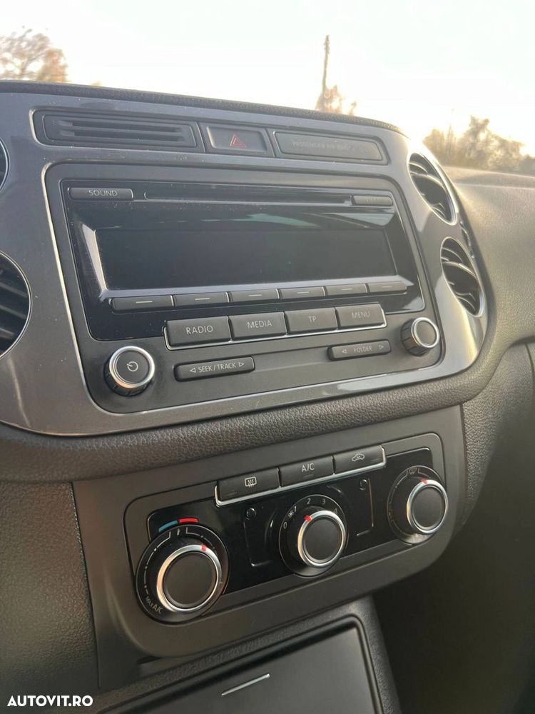 Volkswagen Tiguan - 14