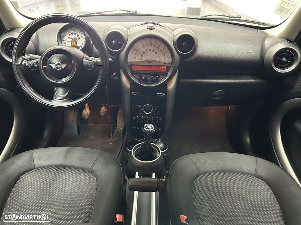 MINI Countryman One D - 9