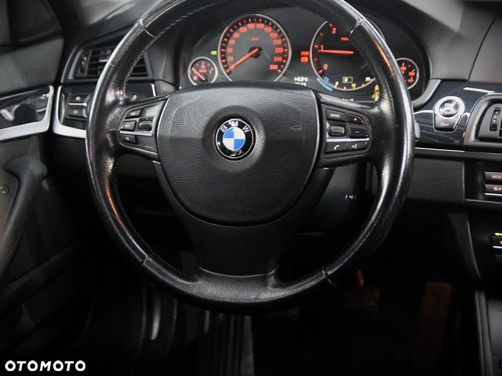 BMW Seria 5 - 17
