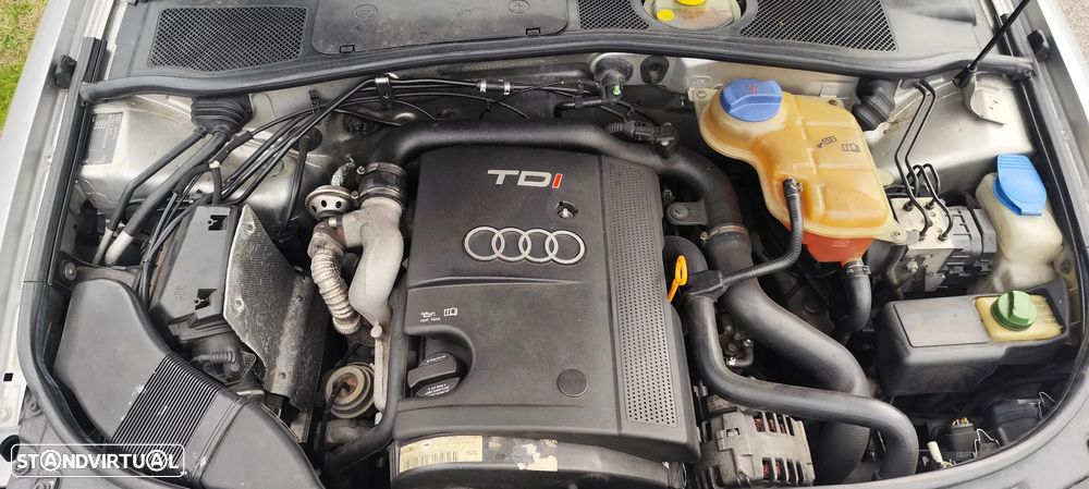 Audi A4 Avant 1.9 TDI Attraction - 18