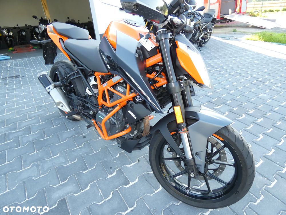 KTM Duke - 4