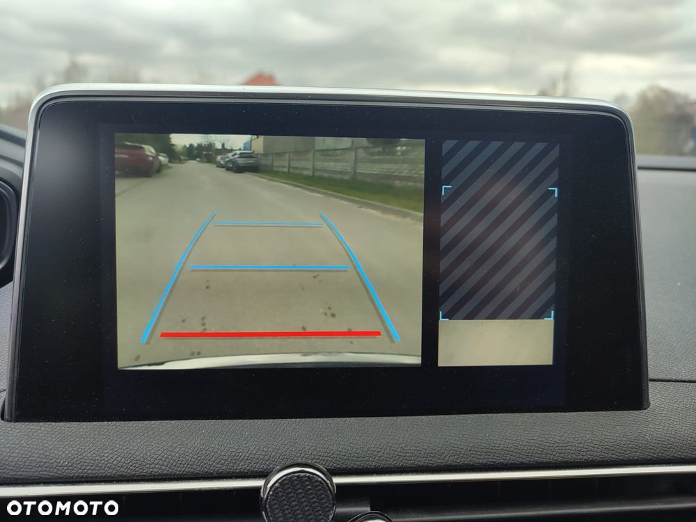 Peugeot 3008 BlueHDi 130 Stop & Start EAT8 Allure Pack - 27