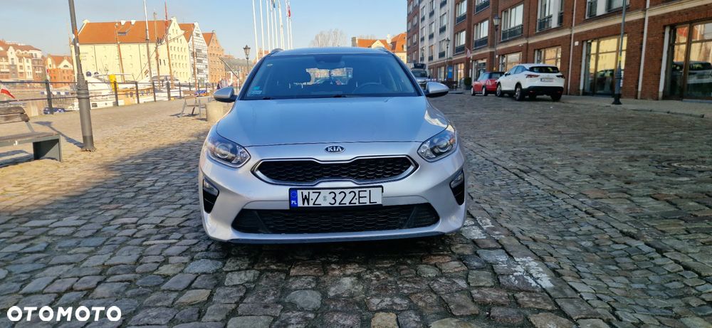 Kia Ceed - 8