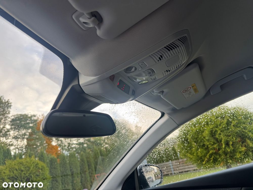 Peugeot 3008 PureTech 130 Stop & Start GPF Crossway - 21