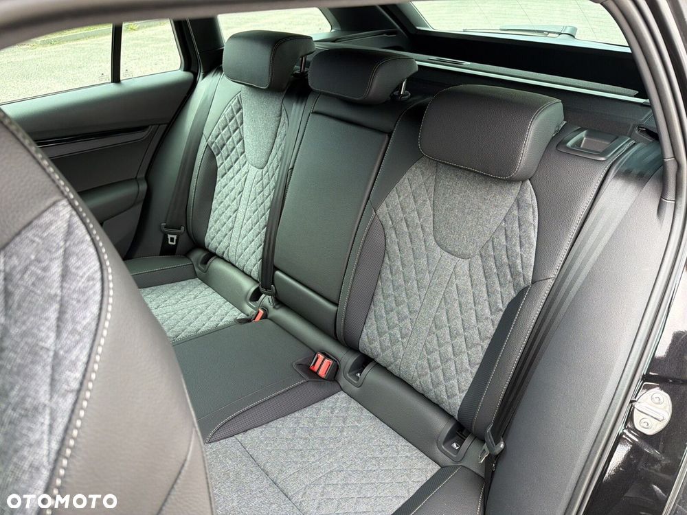 Skoda Octavia 1.5 TSI mHEV Sportline DSG - 24