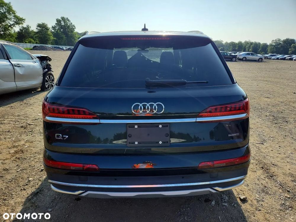 Audi Q7 - 6