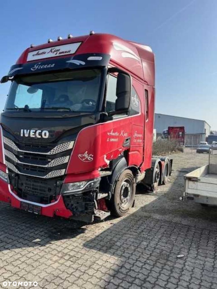 Iveco 26.570  6x2 - 2