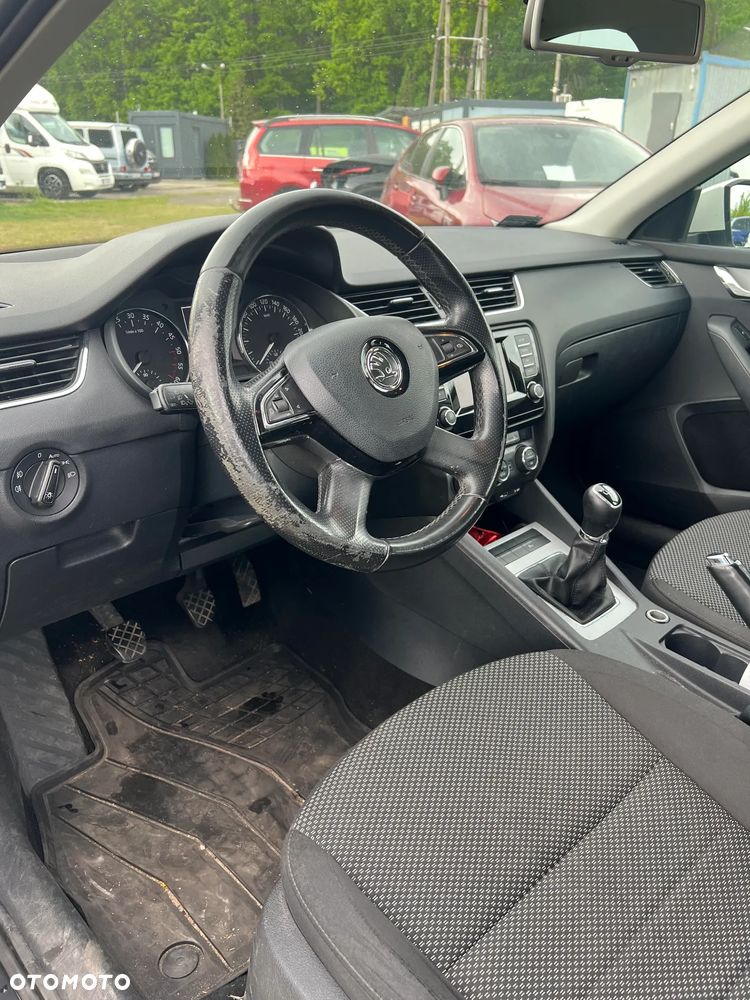 Skoda Octavia 1.6 TDI Ambition - 11