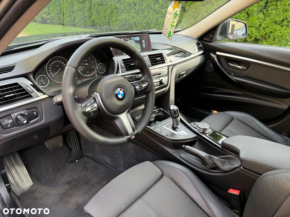 BMW Seria 3 320d Efficient Dynamics Advantage sport - 19