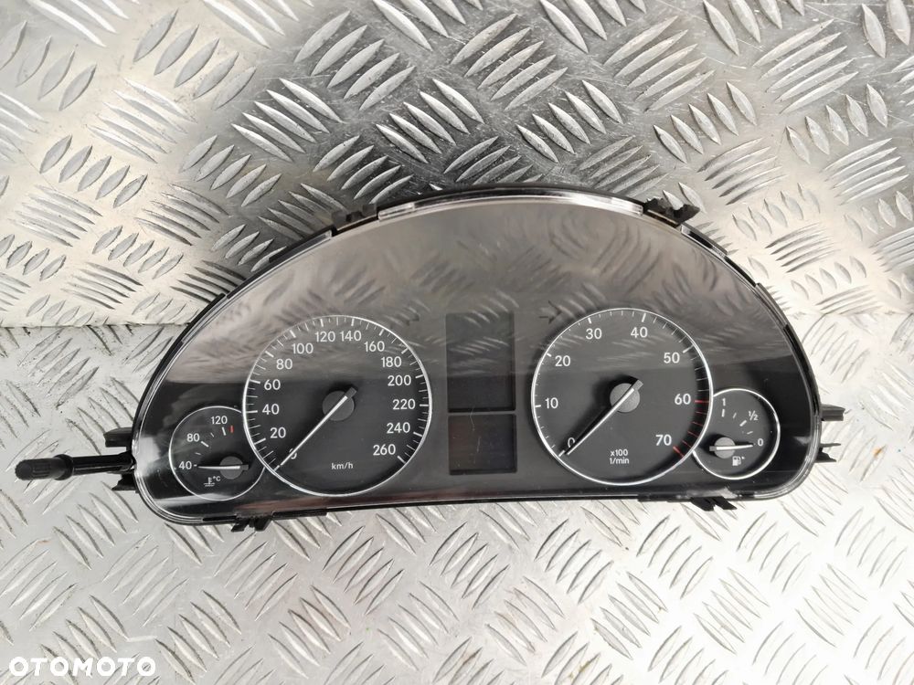 Zegary licznik MERCEDES C W203 04-07r. 1.8 Benzyna A2035400348 - 2