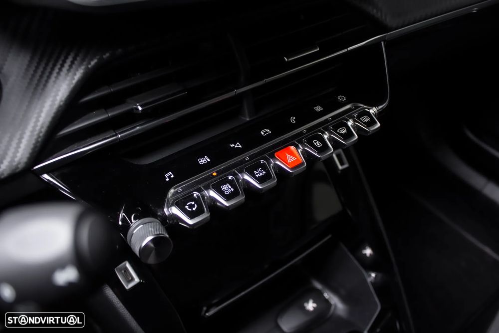 Peugeot 2008 1.2 PureTech Allure - 20