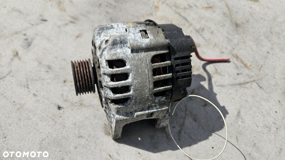 Alternator Renault Laguna II 1,8 16V 100A 8200153710 - 2