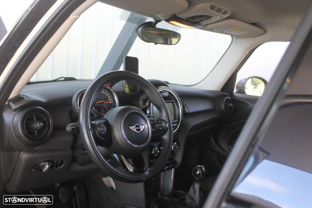 MINI 5 Portas One - 23