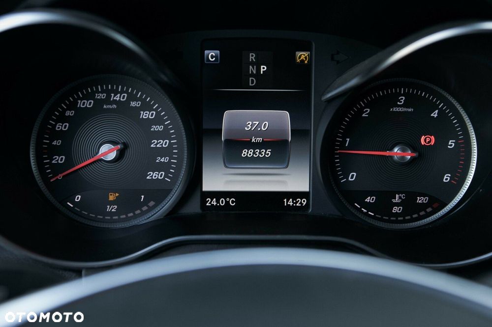 Mercedes-Benz GLC - 34