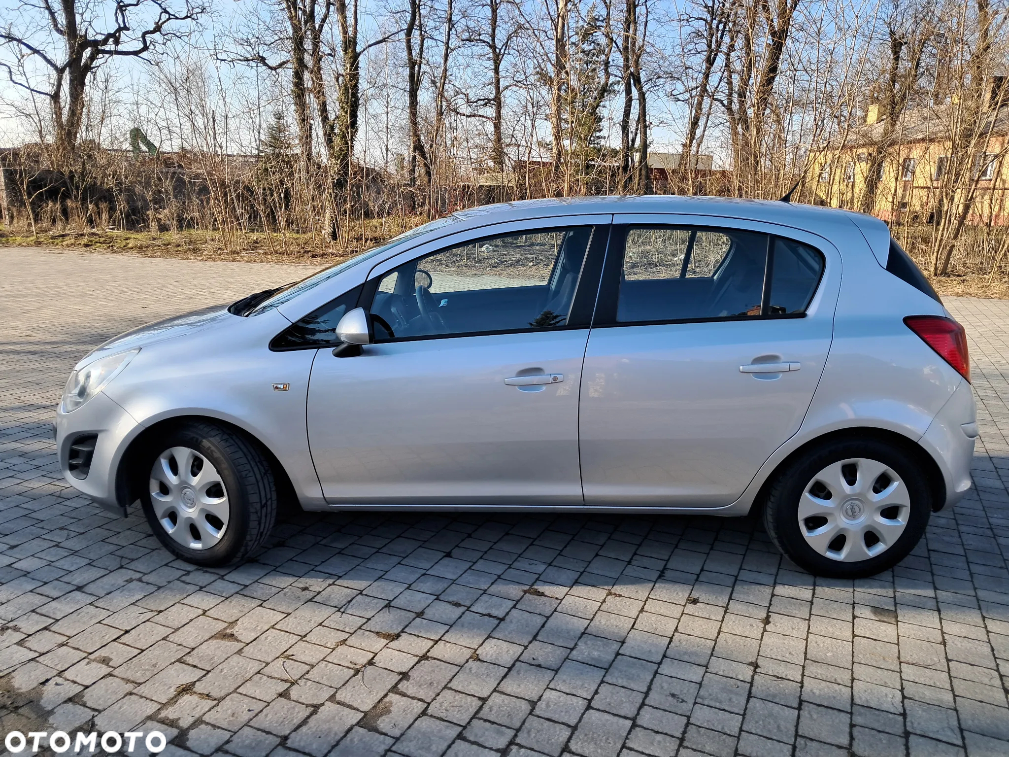 Opel Corsa 1.2 16V (ecoFLEX) Edition - 2