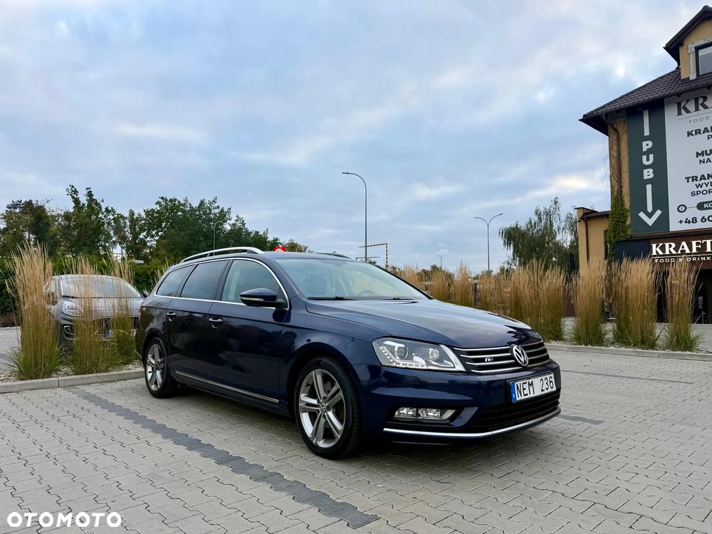 Volkswagen Passat Variant 2.0 TDI 4Motion DSG BlueMotion Tech R-Line - 2