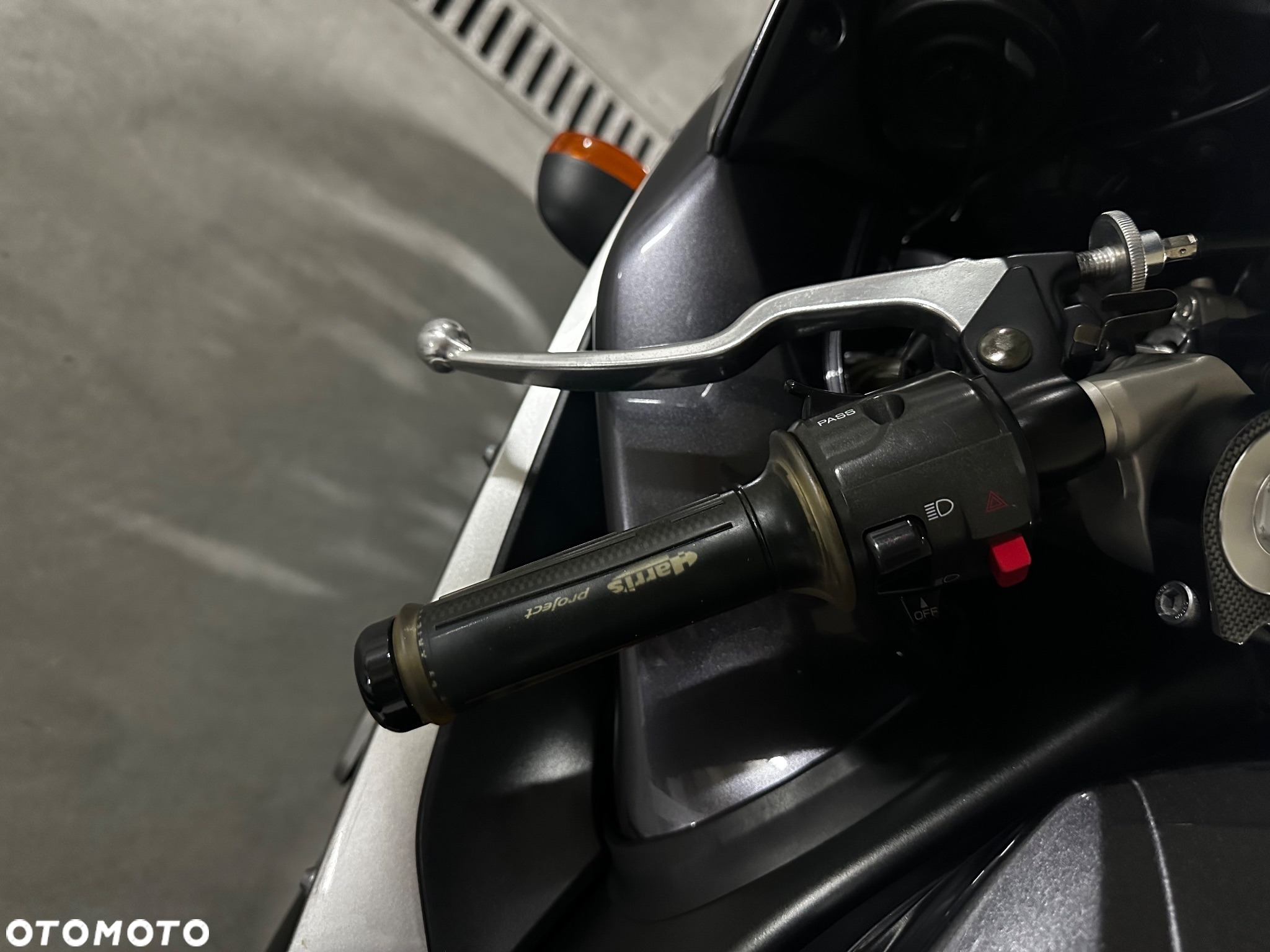 Yamaha YZF - 14