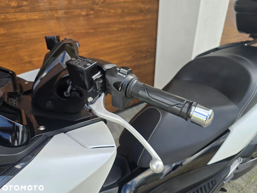 Honda NSS - 26