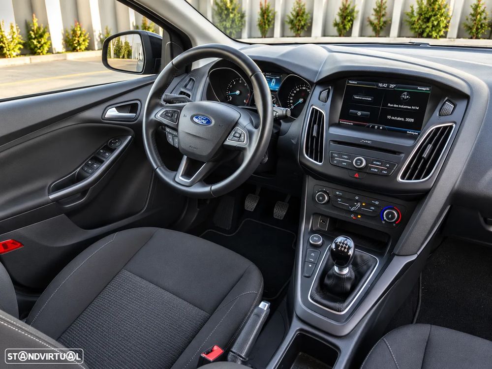 Ford Focus - 9