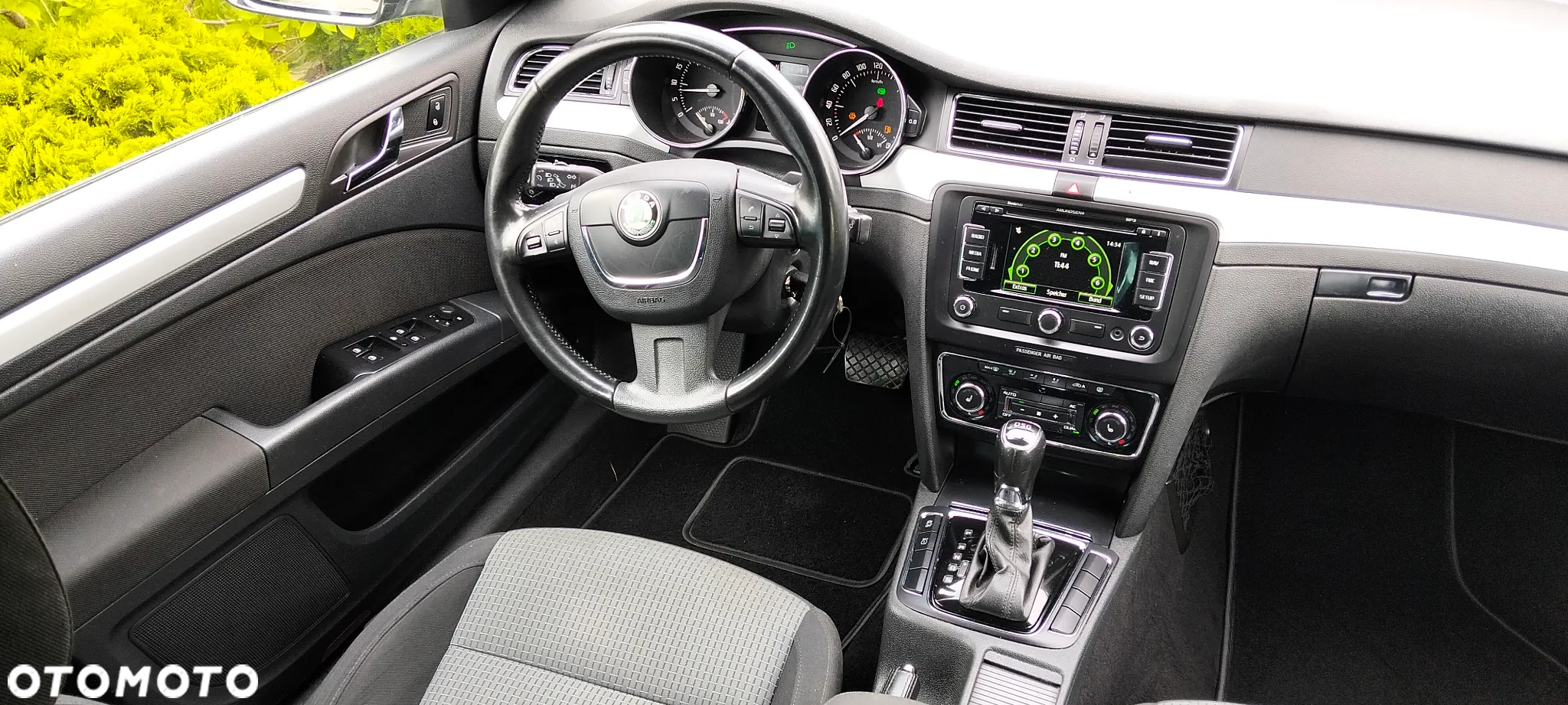 Skoda Superb Combi 2.0 TDI DSG Exclusive - 24