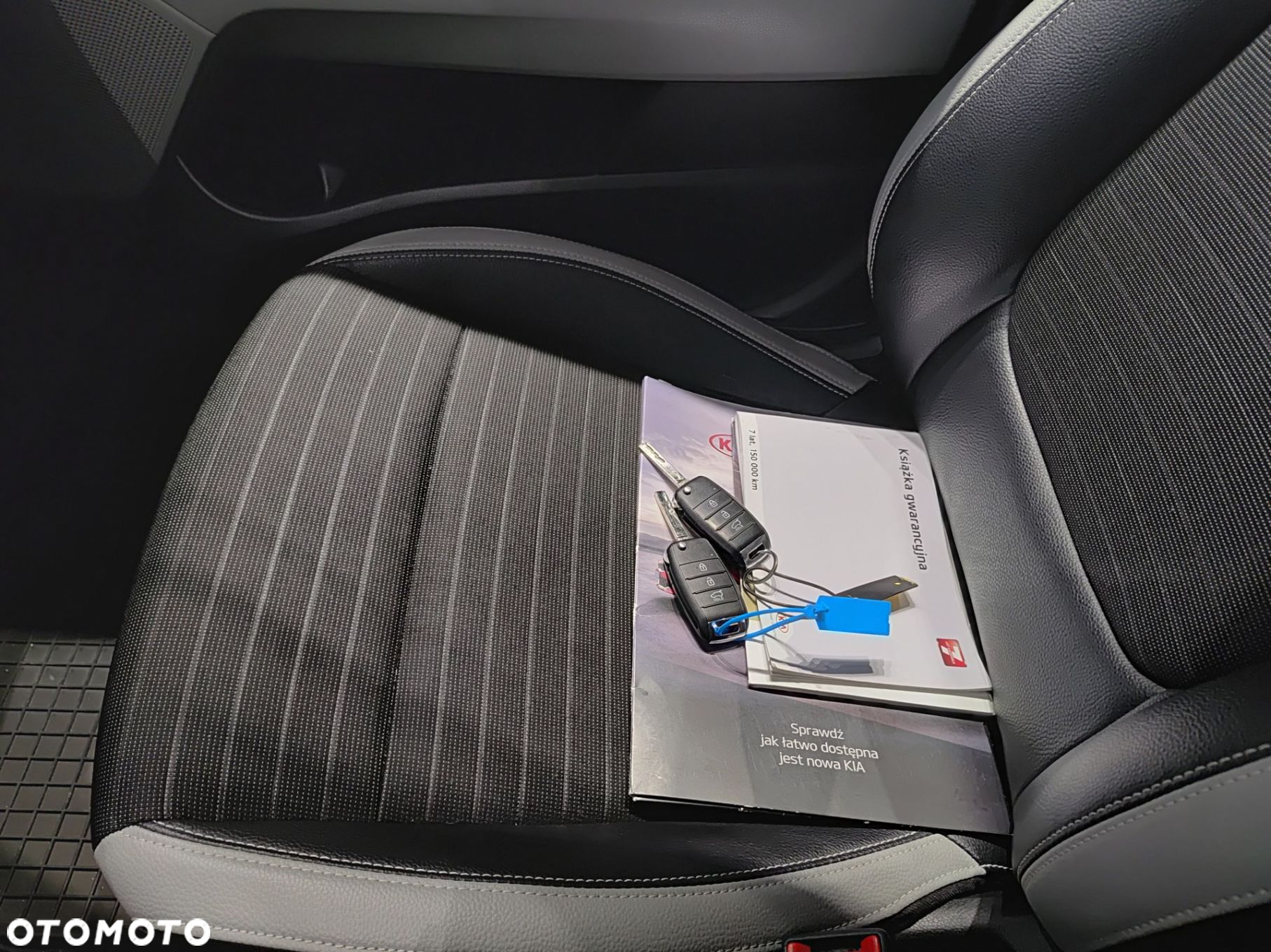 Kia Stonic - 11