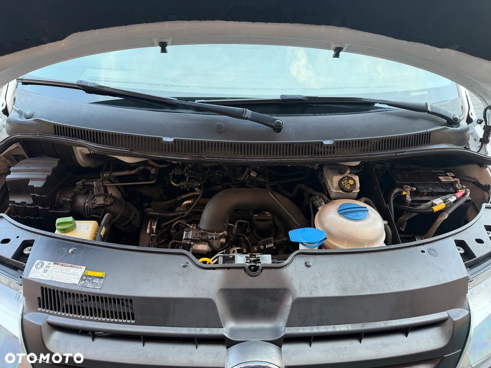 Volkswagen T5 - 26