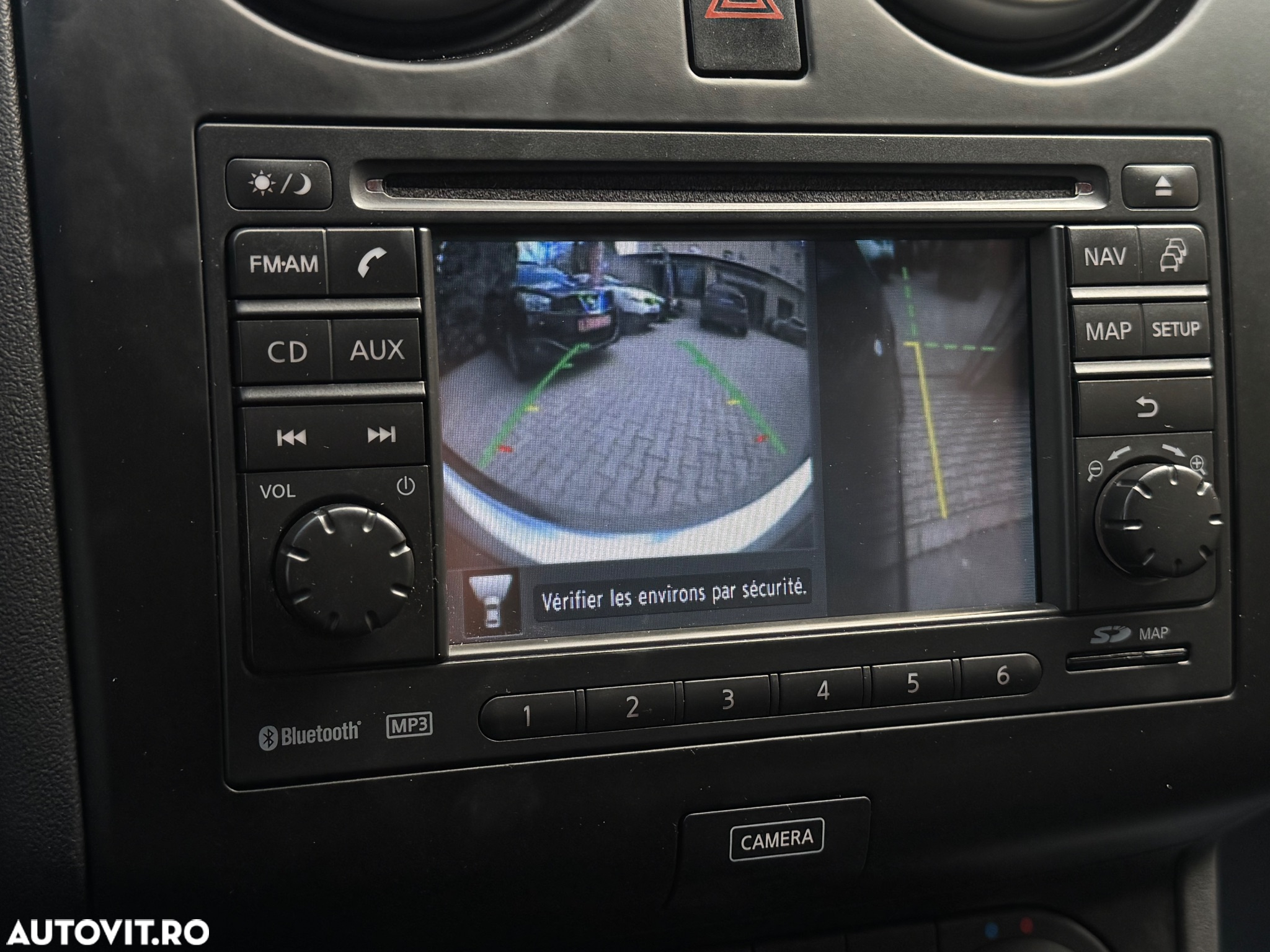 Nissan Qashqai 1.6 DCI 4 x 4 DPF tekna - 12