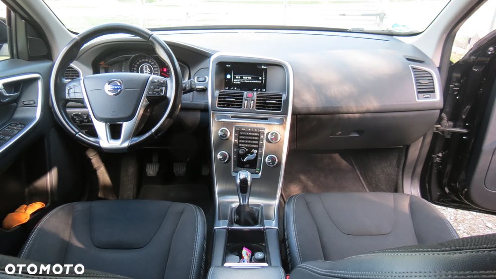 Volvo XC 60 D4 Drive-E Momentum - 13