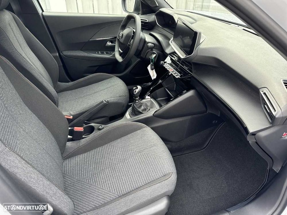 Peugeot 2008 1.2 Style — fotografia 14