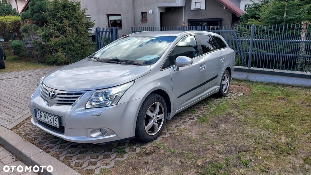 Toyota Avensis 2.0 D-4D Sol - 1