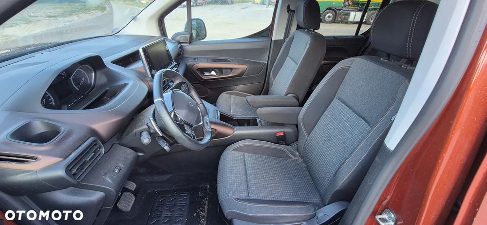 Peugeot Rifter 1.2 PureTech GT Line S&S - 32