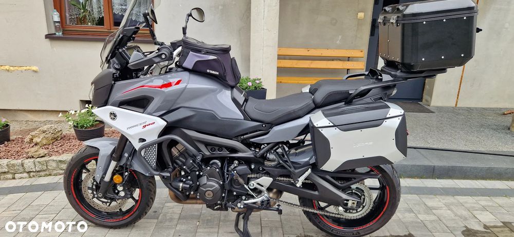 Yamaha MT - 8