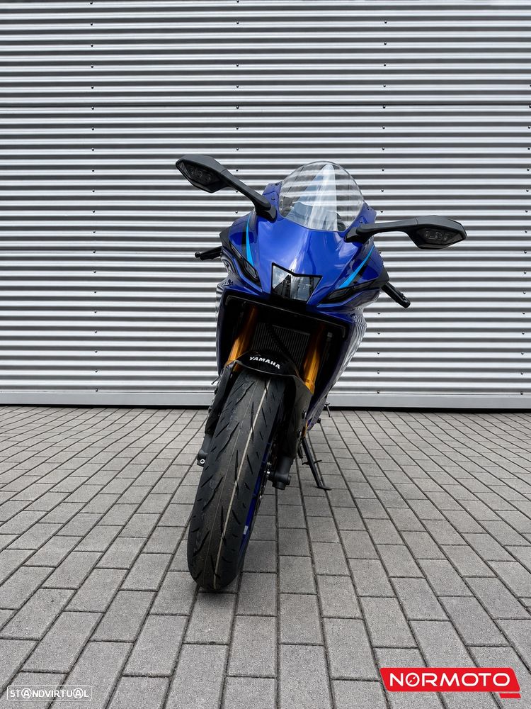 Yamaha YZF R7 - 4