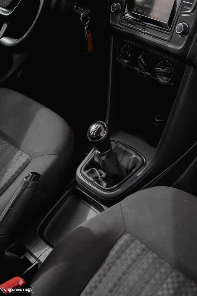 VW Polo 1.0 Confortline - 21