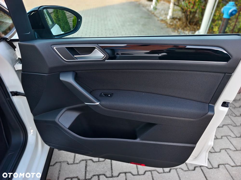 Volkswagen Touran 1.5 TSI ACT OPF DSG UNITED - 18