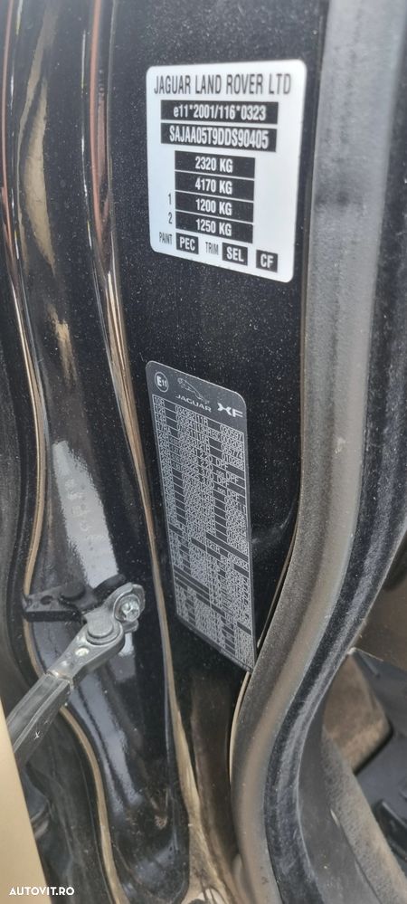 Jaguar XF 2.2D - 7