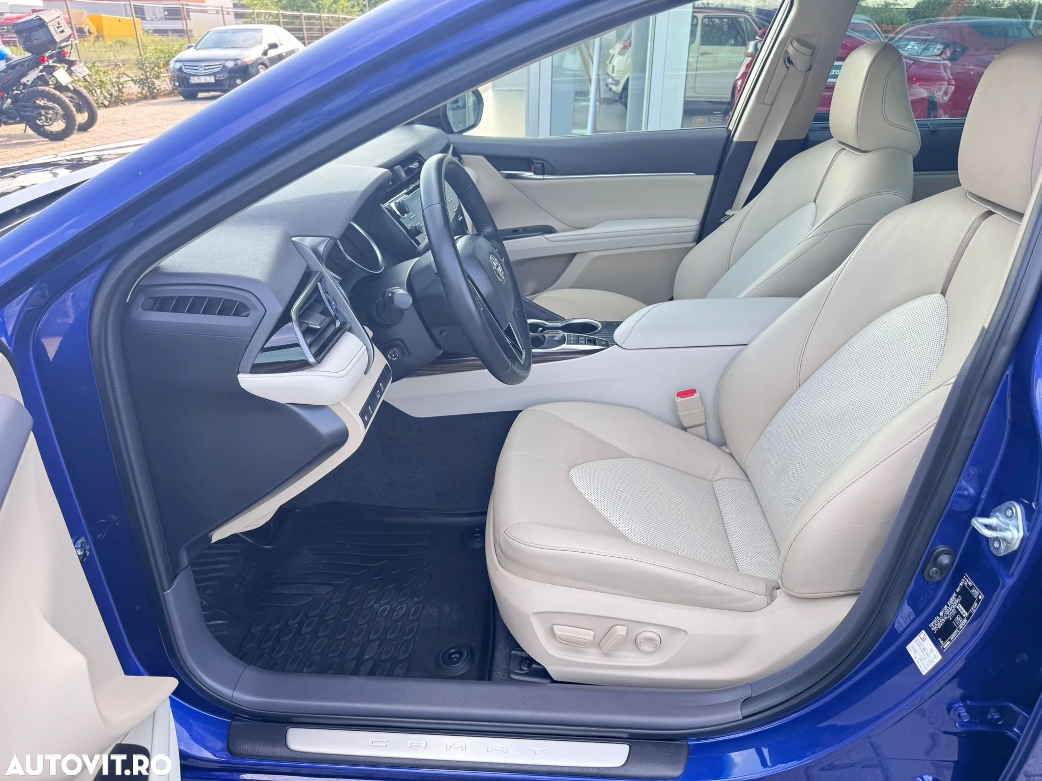 Toyota Camry 2.5 Hybrid Exclusive - 9